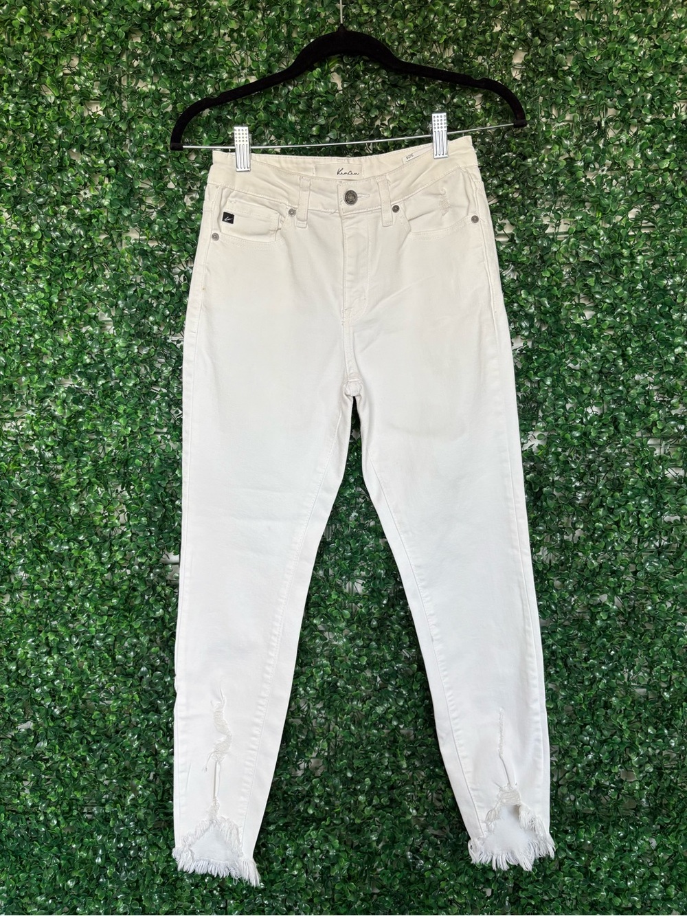 KanCan WhiteCropped Ankle Jeans with Frayed Hem